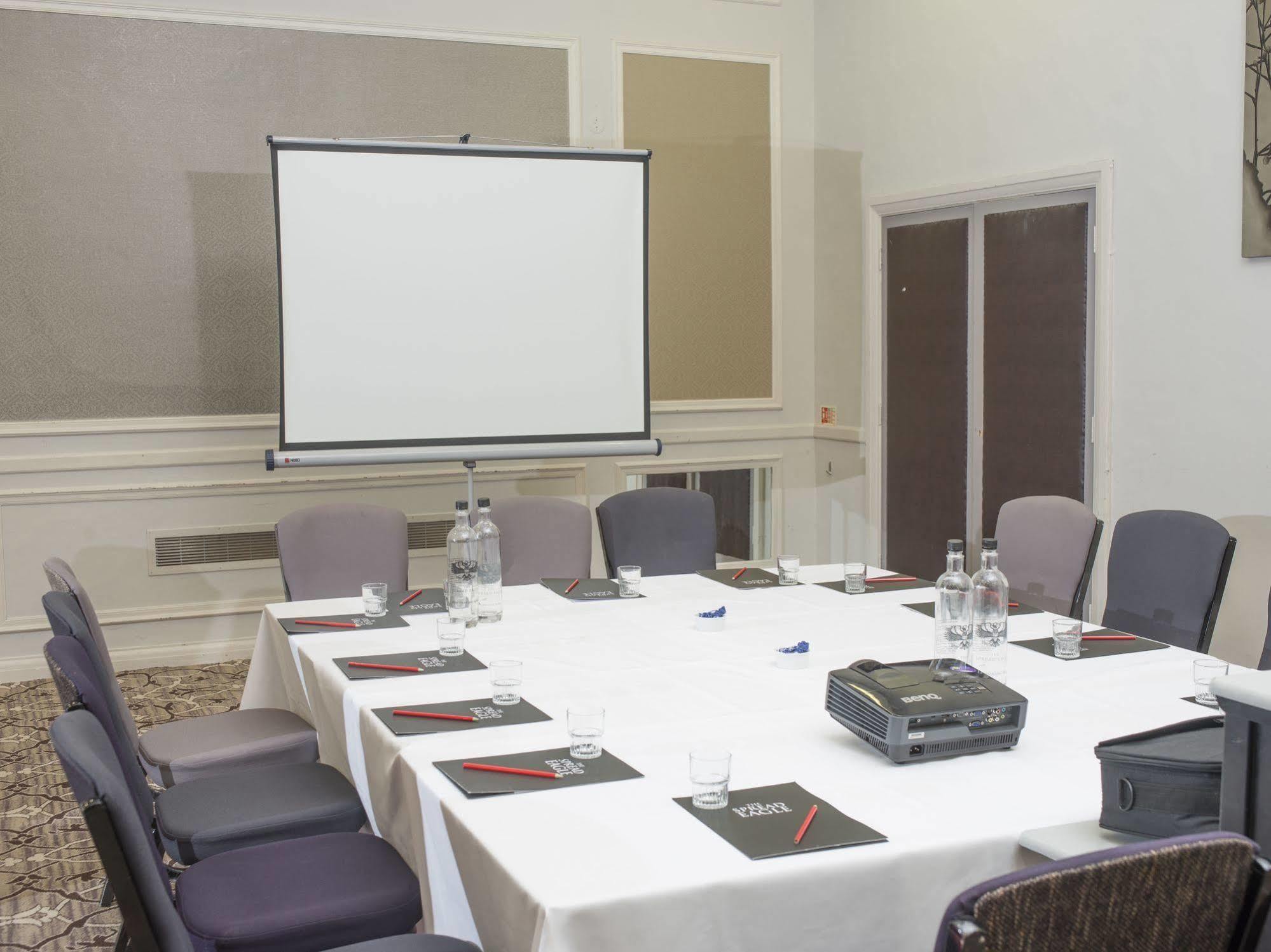 The Spread Eagle Hotel Thame Luaran gambar