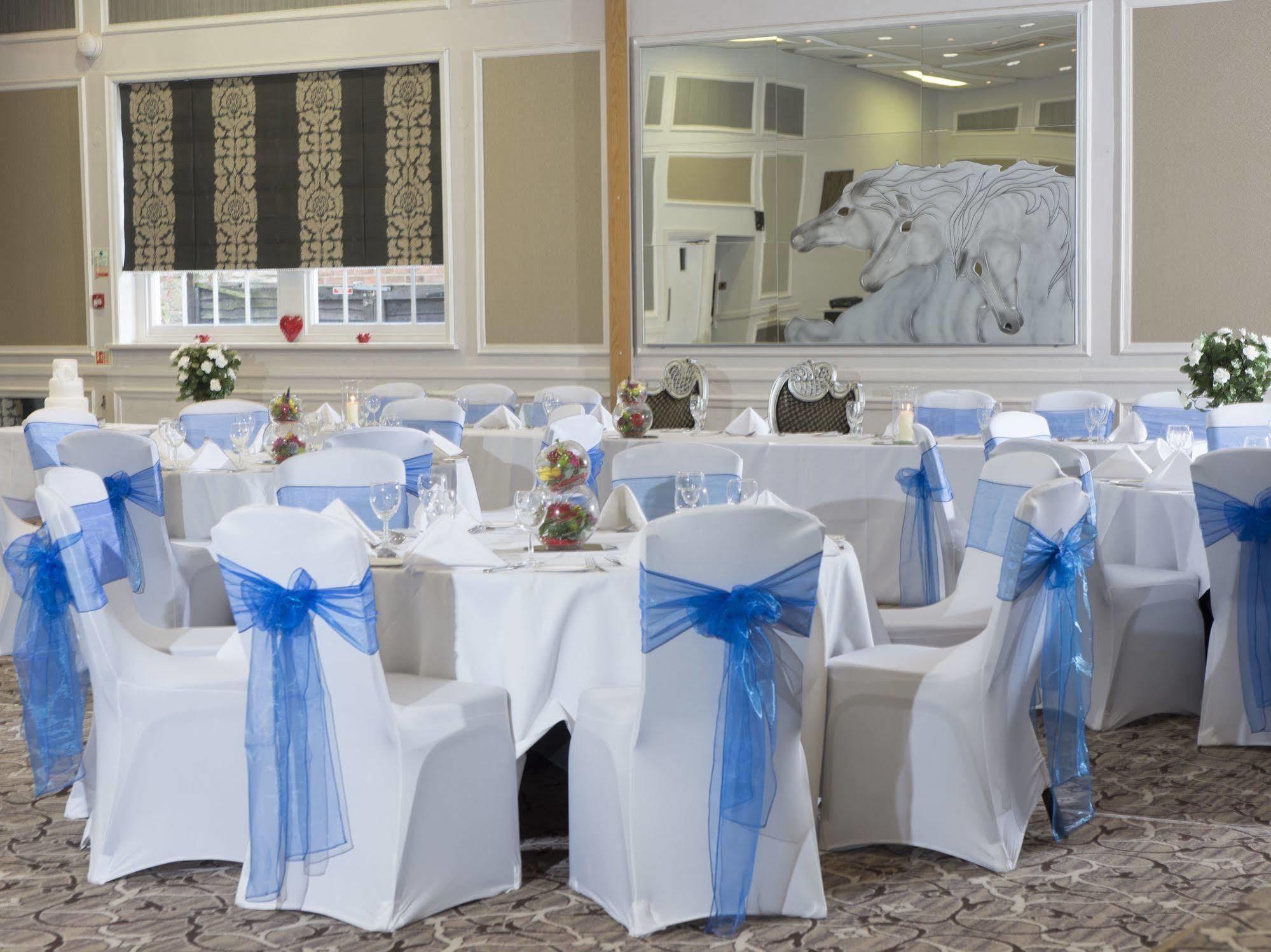 The Spread Eagle Hotel Thame Luaran gambar