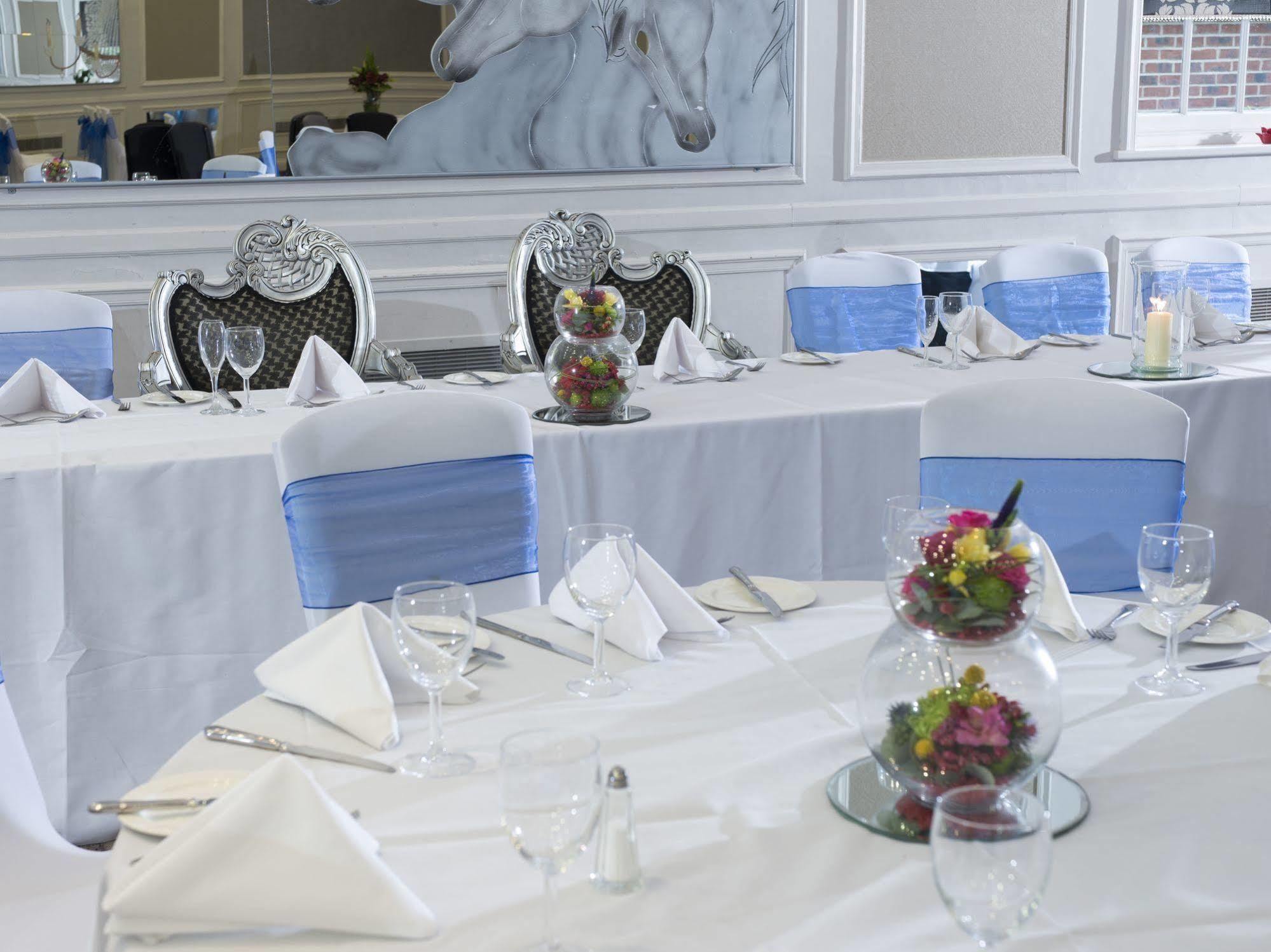 The Spread Eagle Hotel Thame Luaran gambar